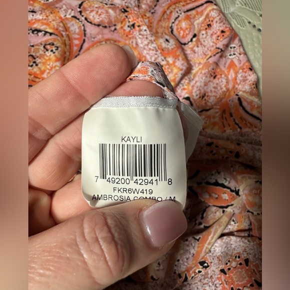 BCBGMaxAzria  Kayli Ambrosia Combo Dress Size Medium - Picture 7 of 7